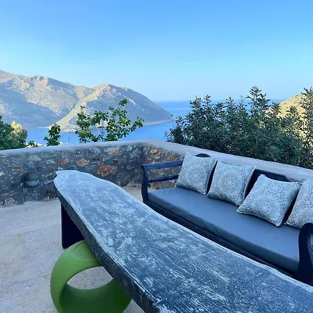 Kassis Mansion Paliros